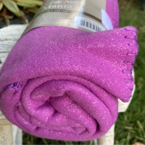 Select Edition Purple Glitter Fabric Mat Blanket 50X60 inches - Picture 5 of 6